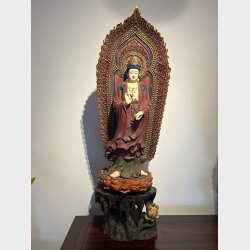 Buddha statuer s�t af tre