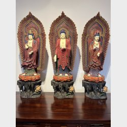 Buddha statuer s�t af tre
