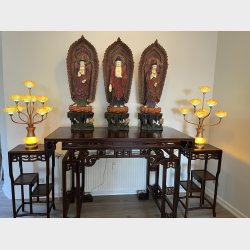 Buddha statuer s�t af tre